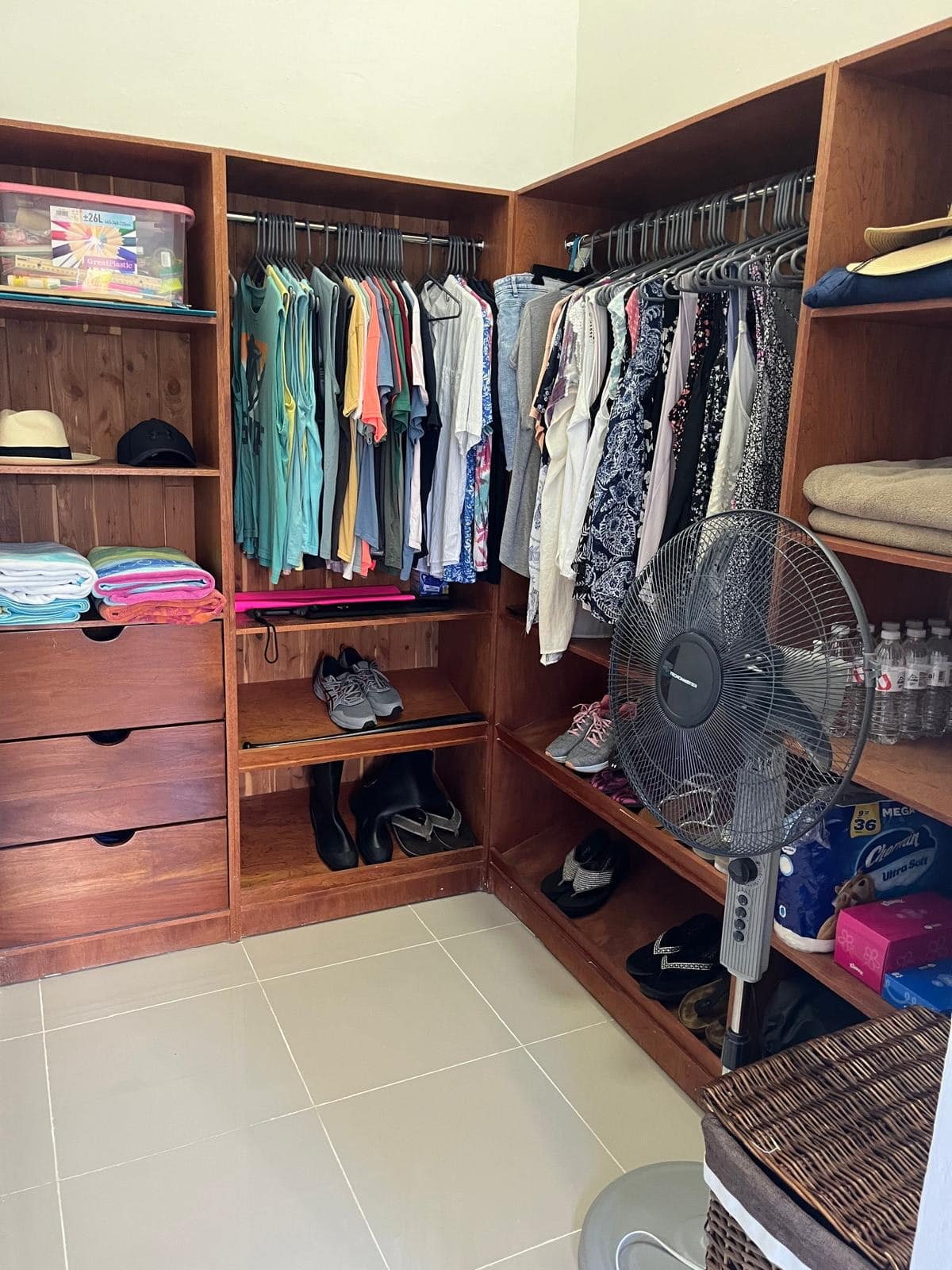 64c06e70-ca85-41b4-85dc-4f1bdf48e747